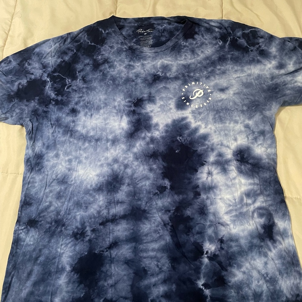 Graphic tee